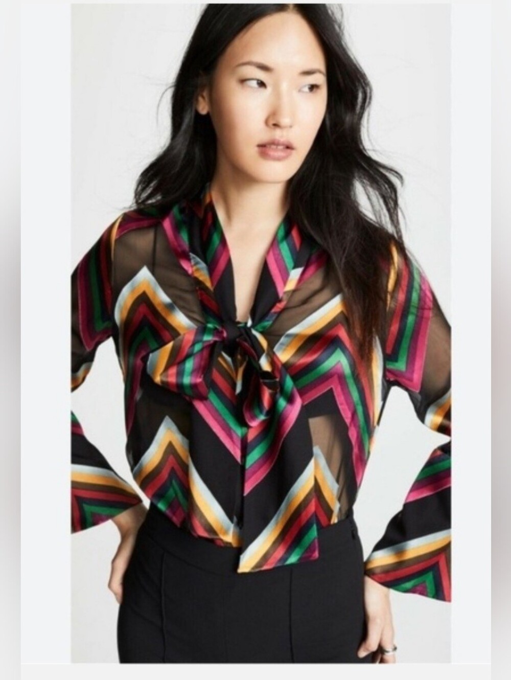 Alice + Olivia Merideth Chevron Tie-Neck Blouse Size XS NWT - Picture 6 of 11